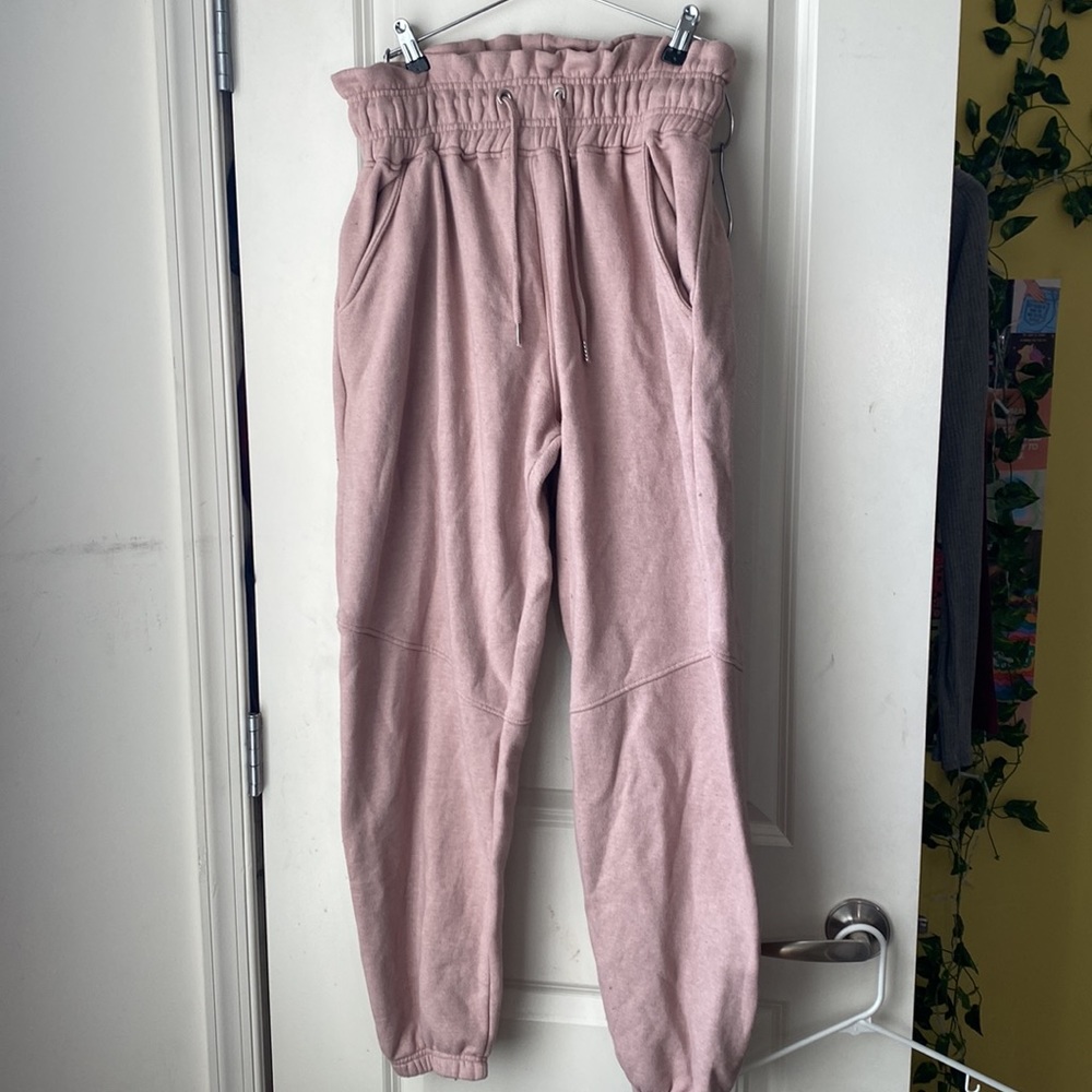 MISSGUIDED SWEATPANTS